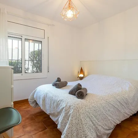 Santana Apartment *